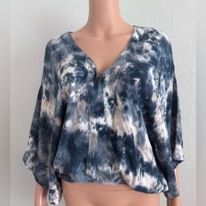 Young Fabulous and Broke YFB Tia blue tie dye kimono top XS